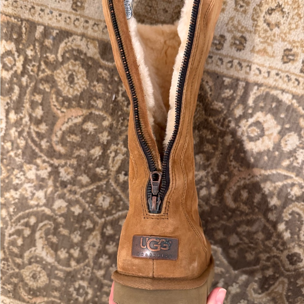 UGG Chestnut Zip-Front Suede Boot with Shearling - Picture 2 of 5